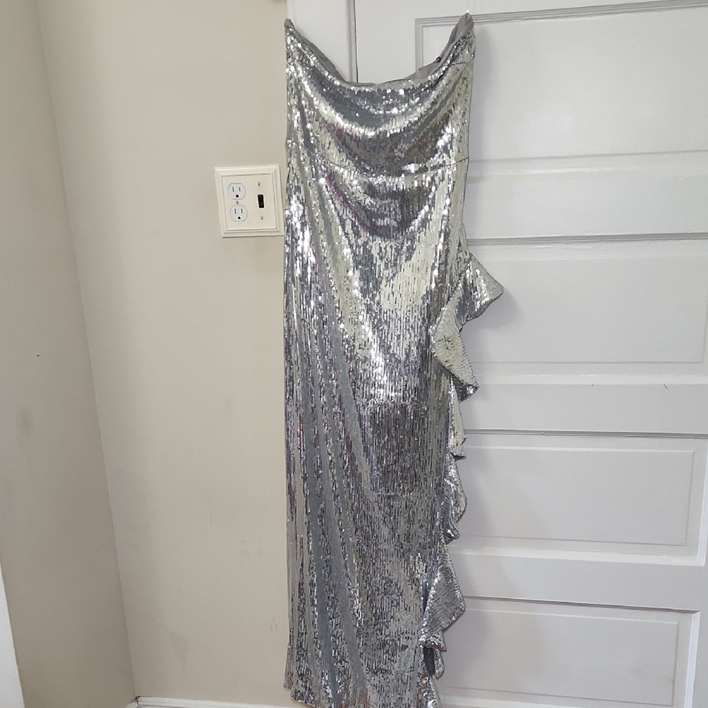 Fashion Nova Metallic Strapless Dress